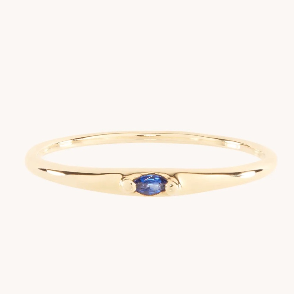 Moondew Signet Ring, Blue Sapphire